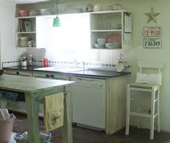 Great ideas for a tiny kitchen makeover on a this tiny apartment kitchen had a beautiful makeover and remodel. Small Kitchen Makeover In A Mobile Home
