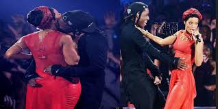 The singer was out for a chilly stroll with the rapper wednesday night in nyc. Asap Rocky Kisses Rihanna Live On Stage Video Dailymotion