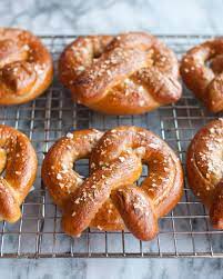 homemade soft pretzels recipe easy