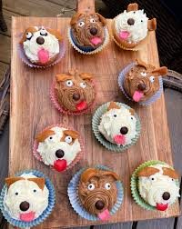 Turn the decorated head on its side. Make Puppy Dog Cup Cakes Celebrate Decorate