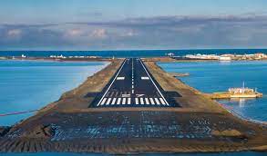 how long is an airport s runway