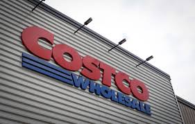a mom was allegedly banned from costco