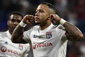 It is time for me to take control of my career, depay wrote on twitter. Memphis Depay Hints At Lyon Exit With Barcelona Interested Sportszion