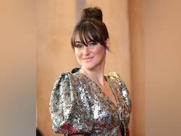 Shailene woodley is an american actress and activist. Shailene Woodley Is Dating Aaron Rodgers The Daily Guardian