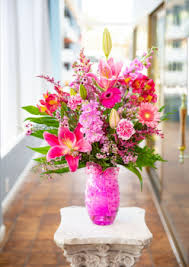 pink perfection vase arrangement in