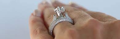 what are pave diamonds all you need to