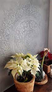 Decorate Walls With Plaster Relief