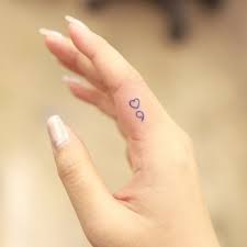 10 small hand tattoos with meanings you