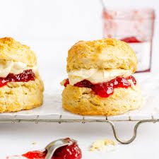easy plain scones apply to face