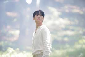 Upon arrival in seoul, she collide with a boy named cha eun woo and cause further incidents. 10 Things You Need To Know About Korean Actor Cha Eun Woo
