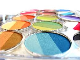 history of eye shadow who invented