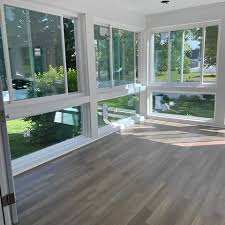 can vinyl flooring be used outside