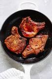 Are pork chops low calorie?