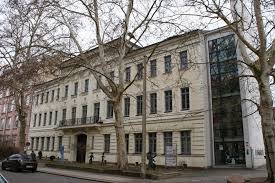 Für ihn war entscheidend, dass der besucher eine möglichkeit hat, mit dem rau. Schumann Haus In Der Inselstrasse Leipzig Days