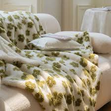 12 Best Plush Blankets 2023 The