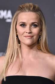 Actor reese witherspoon shared a fan favorite moment from 'legally blonde 2: Reese Witherspoon Hairstyles Beauty Looks Glamour Uk