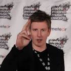 Talk-Show  from United Kingdom Patrick Kielty... Almost Live! Movie