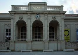 Wean) is an austrian state. The Best Kunsthalle Wien Museumsquartier Tours Tickets 2021 Vienna Viator