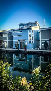 houseboats for in north vancouver