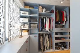 how to organize your closet in 6 steps