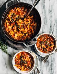 vegetable pasta soup with kale carrots
