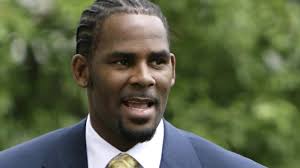 Kelly, will be in a new york city courtroom wednesday morning, as opening statements begin in the trial in one of the federal cases against him. Offenbar Videobeweis Gegen R Kelly Aufgetaucht Panorama Sz De
