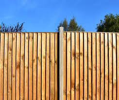 what makes the best wooden fence