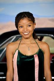 Chloe elizabeth bailey (born july 1, 1998) is an american singer and actress. Halle Bailey Editorial Stock Photo Image Of Fame Entertainment 166049248