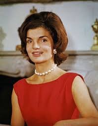 This style trick of jackie's could slip by the unsuspecting eye, but once you look at enough pictures of her, you see it: Jackie Kennedy S Iconic 1960s Style