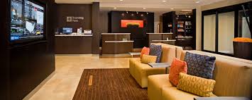 Courtyard By Marriott Jacksonville Hotel Dining At