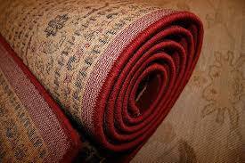how to pack area rugs for moving