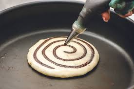 deilcious cinnamon roll pancakes recipe