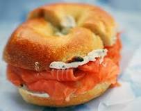 What do New Yorkers put on bagels?