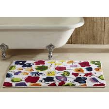 Knowing how to clean bathroom rugs helps. Better Trends Picasso Floral Collection 100 Cotton Tufted Yarn Bath Mat Rug Rubber Latex Backing Machine Washable On Sale Overstock 10216119