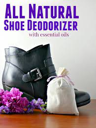 make a natural shoe deodorizer sachet