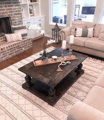 how to decorate a farmhouse coffee table