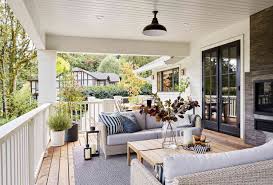 create the perfect outdoor living room