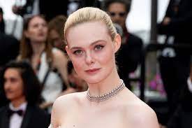 elle fanning on main character energy