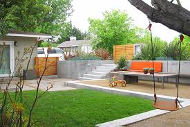 Modern Backyard Design Ideas