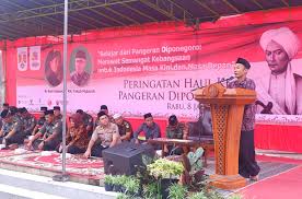 Dari sembilan istri ini, ia memperoleh 12 putra dan 10 putri. Ki Roni Sodewo Ceritakan Secuil Sejarah Diponegoro Suara Merdeka