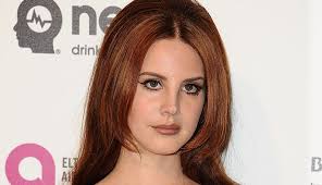 lana del rey looks stunning with a new