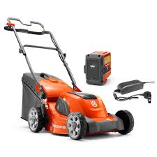 This superior quality lawn mower oil exceeds all the requirements of the api service from honda. Husqvarna Lc137i Cordless Lawn Mower Masseys