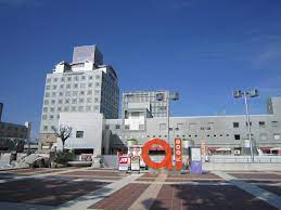 File:つくばセンタービル(ｱｲｱｲﾓｰﾙ付近)遊歩道より - panoramio.jpg - Wikimedia Commons
