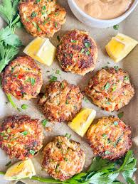 lump crab cakes with remoulade sauce