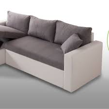 Например, ако трябва да наемете апартамент, сгъваемите дивани са удобни при преместване, защото големите мебели са неприятни и скъпи за транспортиране. Glov Divan Golf Mebeli Nova