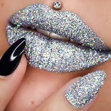 15 fun makeup tutorials using glitter