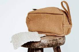 15 sustainable toiletry bags for all