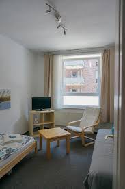 Der durchschnittliche kaufpreis für eine eigentumswohnung in kiel liegt bei 3.854,33 €/m². Moblierte Wohnung Kiel