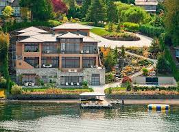 wonderful lakeside estate in bellevue