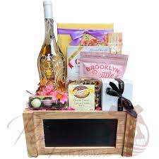 wine gift basket pompei gift baskets